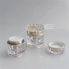 Hộp đựng mỹ phẩm